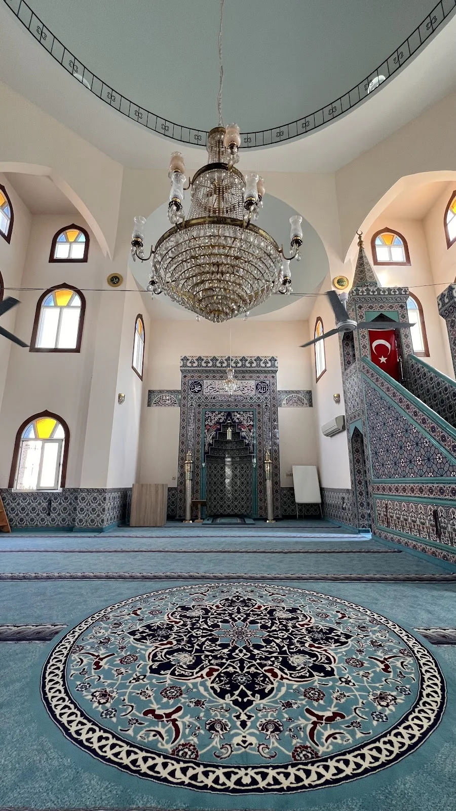 Aytuğlu Cami