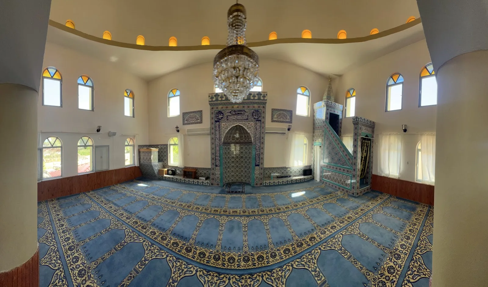 Eldirek Mahallesi Karşıyaka Camii