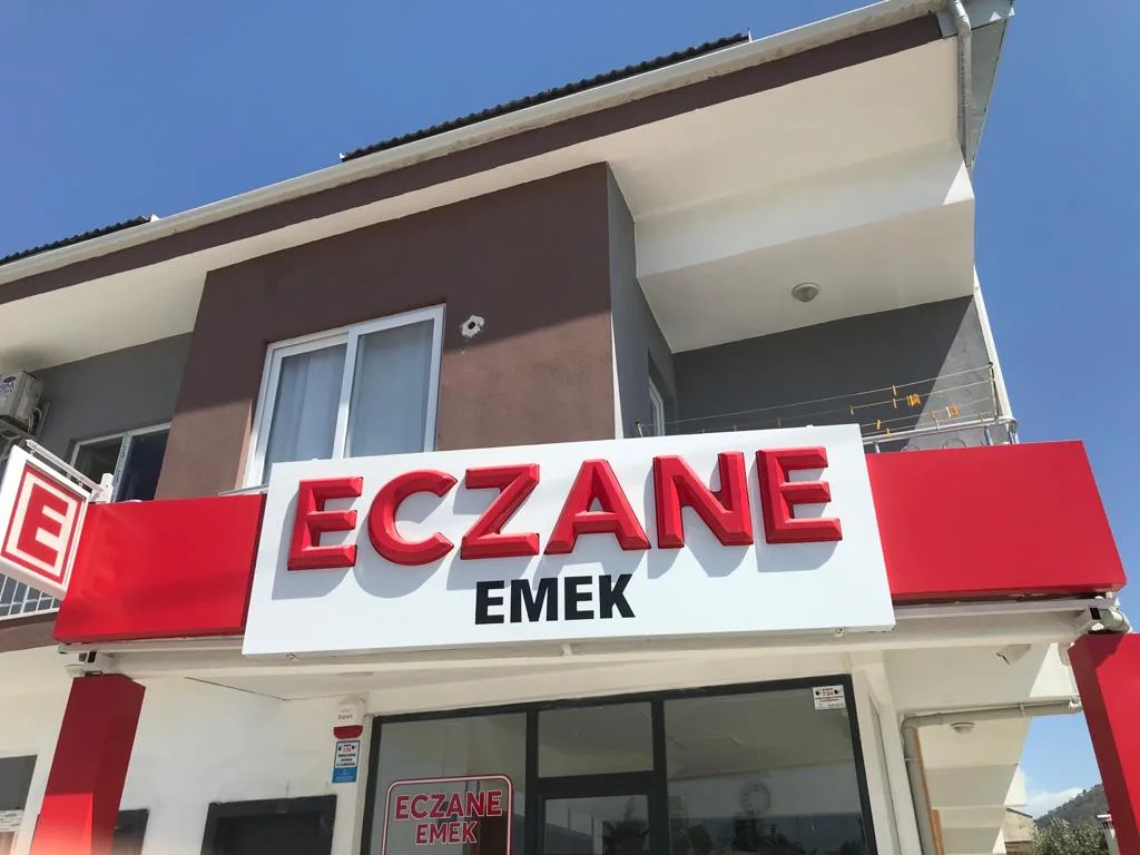 Emek Eczanesi