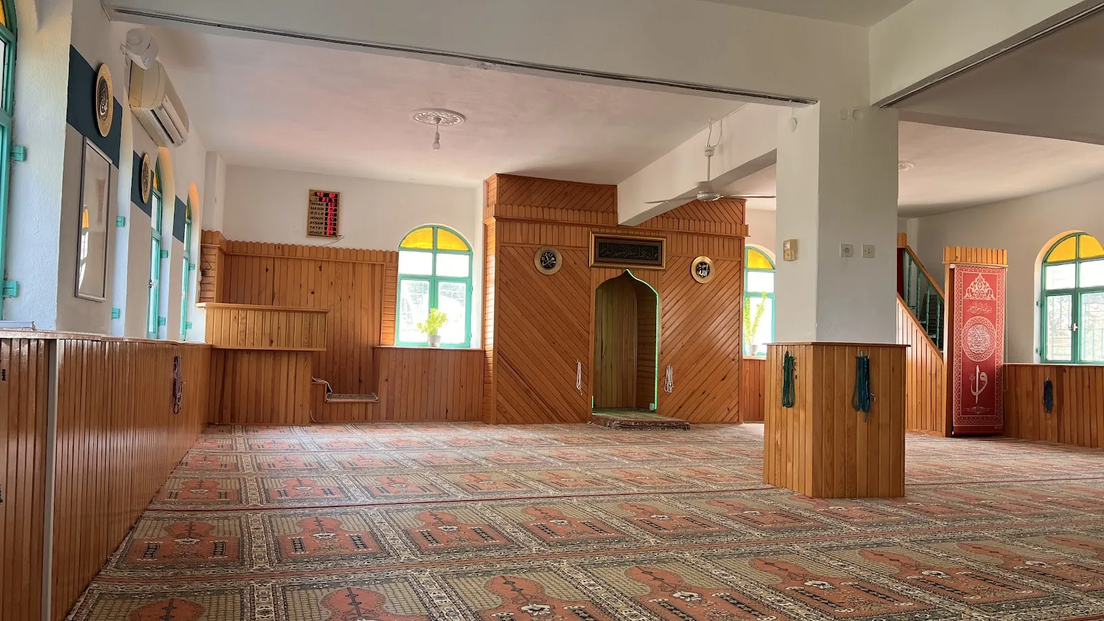 Karaçulha Mahallesi Bucak Camii
