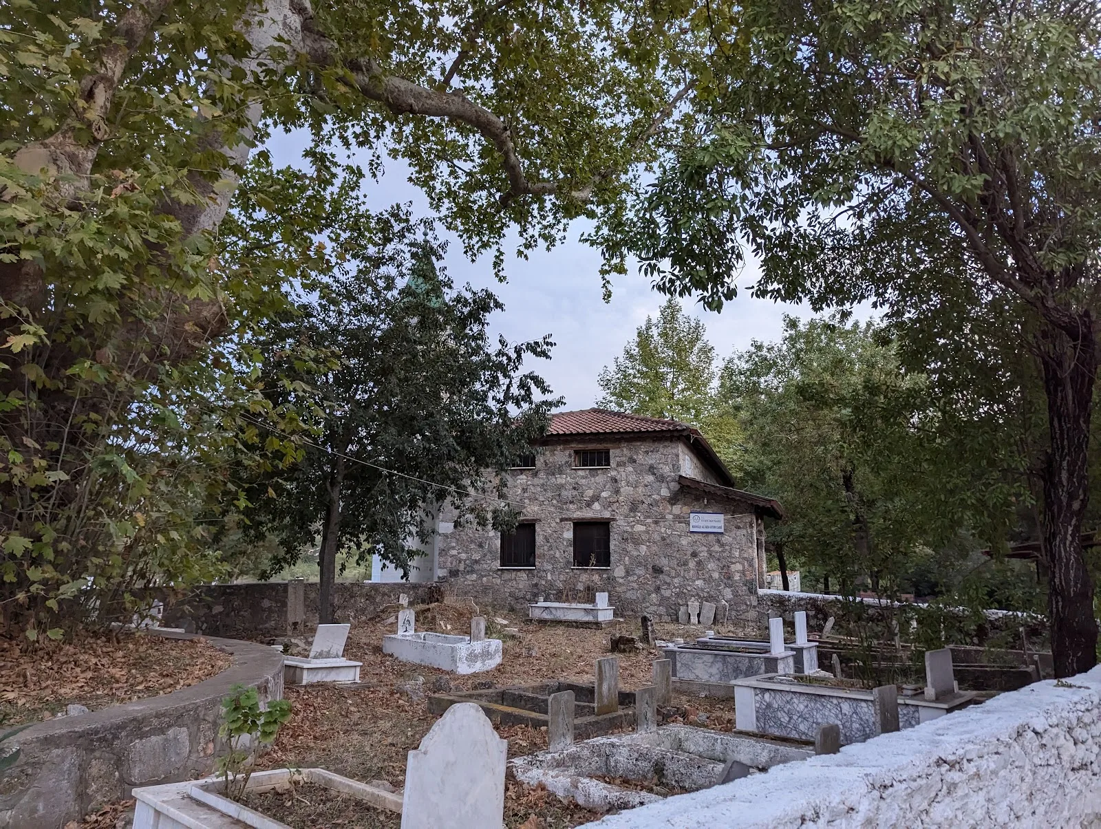Kayaköy Mahallesi Kadıoğlu Ali Rıza Efendi Camii
