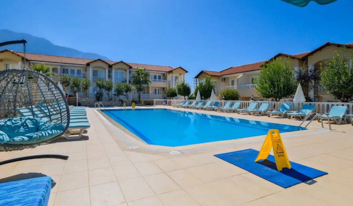 Larimar Suite Hotel