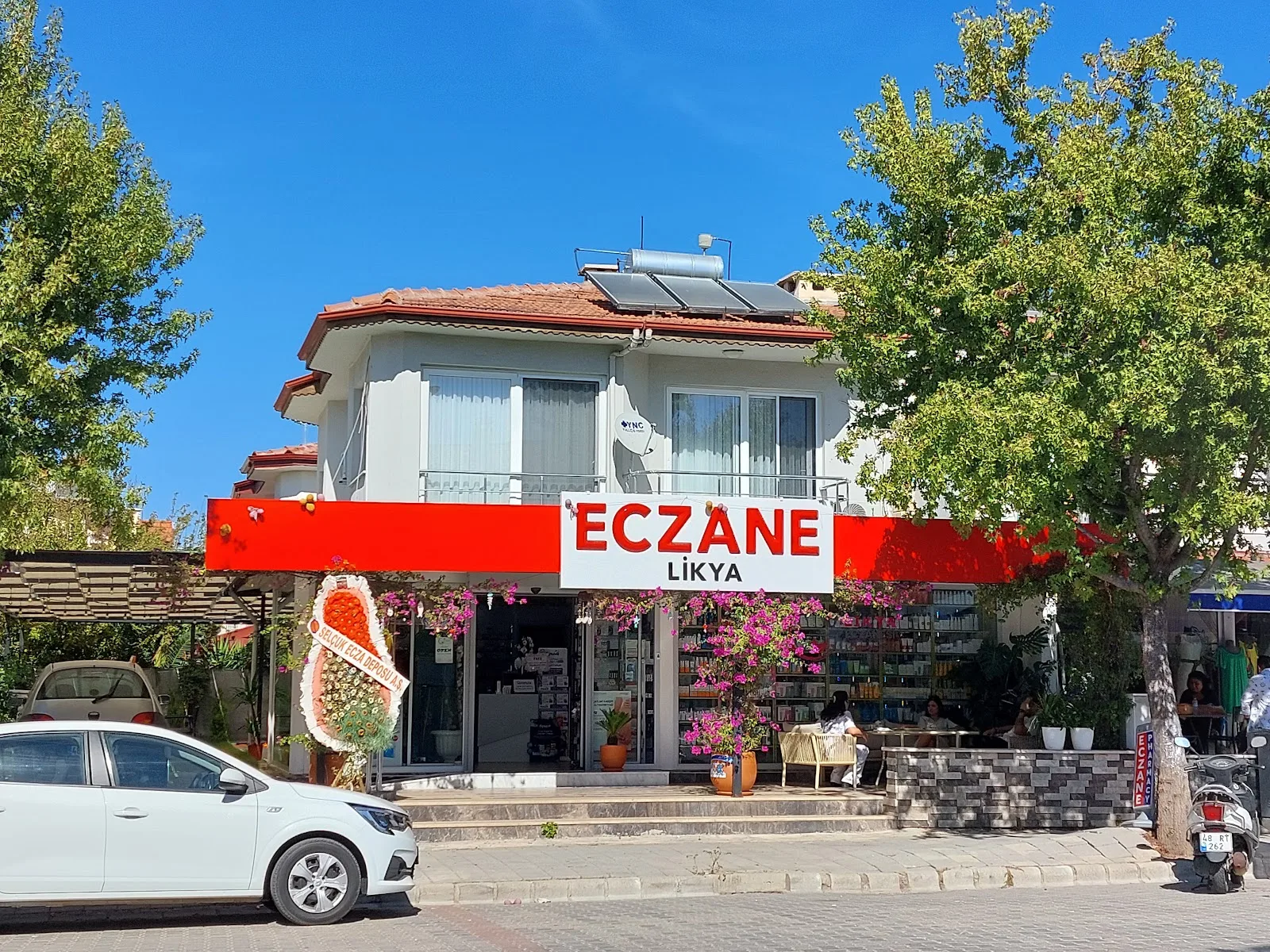 Likya Eczanesi