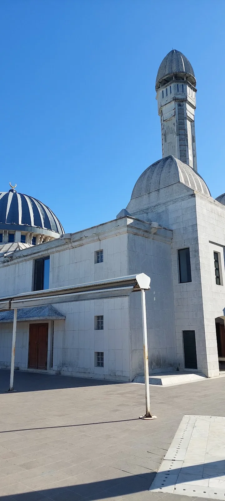 Otogar Camii